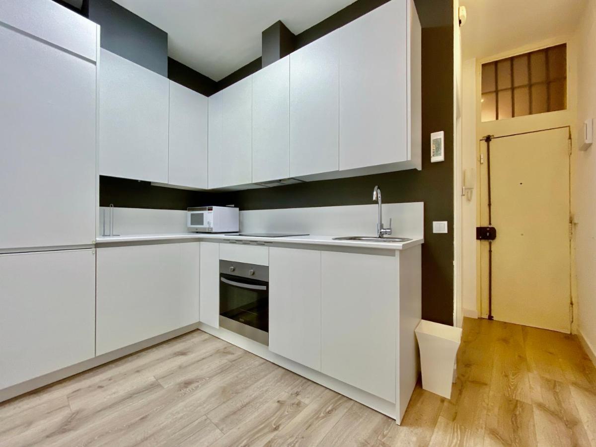 Charming La Latina Market Apartment Madrid