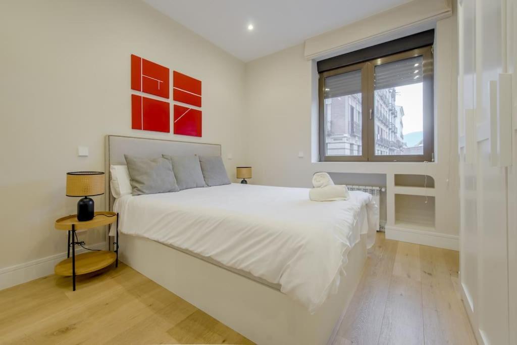 Exclusivo Piso De 4 Hab Con Vistas A La Latina Madrid
