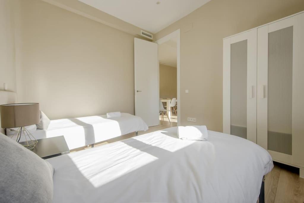 Familiar Piso De 3 Hab - Centro De Madrid/rastro Apartamento *