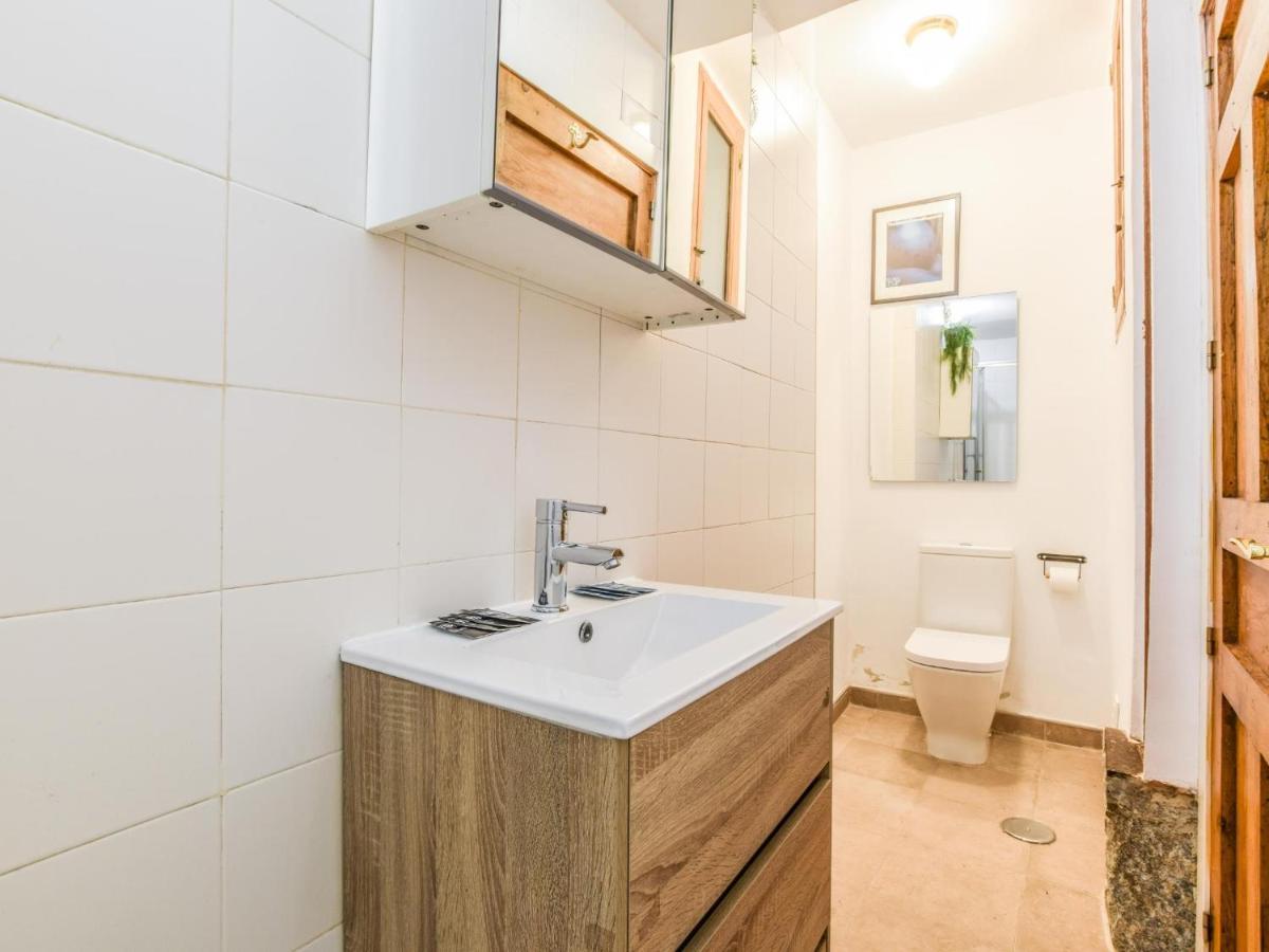 Apartamento En Lavapies De Estilo Industrial Para 5 Personas Apartment *