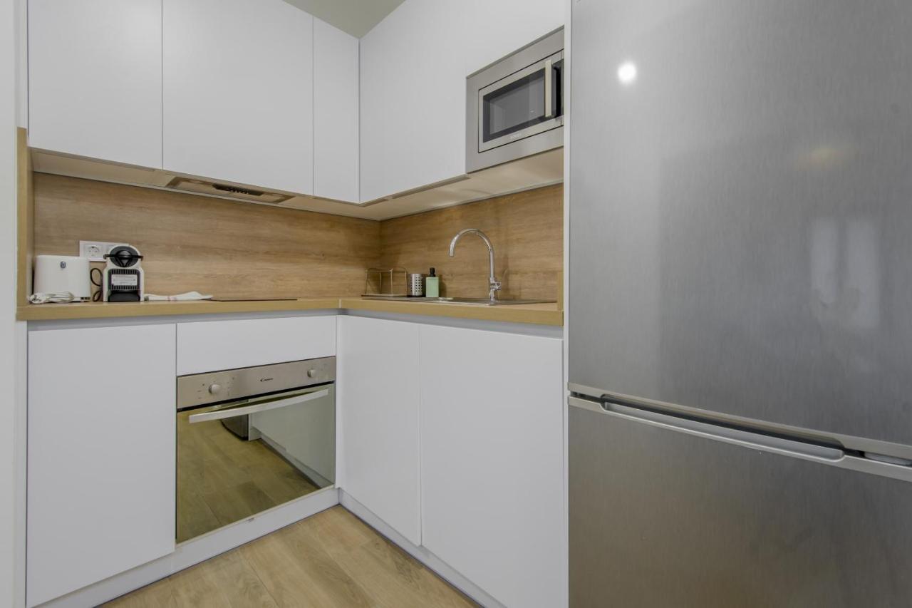 Apartamento Nuevo Piso 7 En El Corazon Del Rastro/madrid