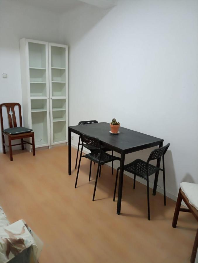 Apartment En Calle Garci Nuno De 3 Madrid