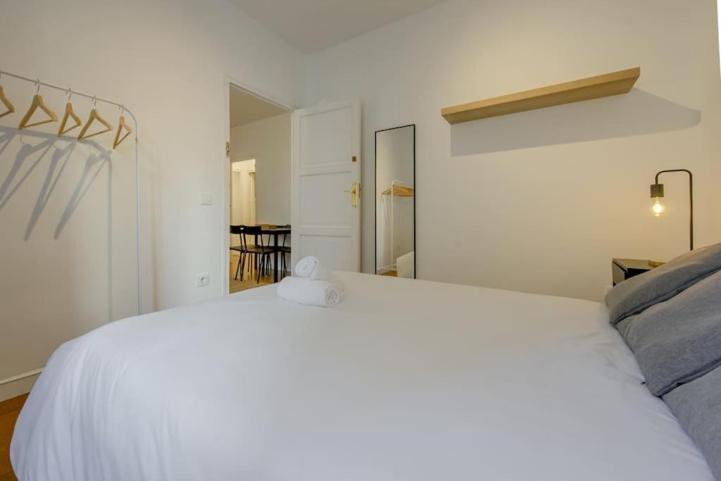 Apartment Classic Apt 7pax En El Corazon De La Latina/madrid