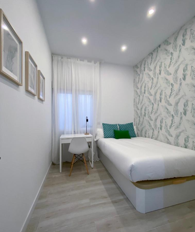 Batuecas Plaza Castilla - 4 *