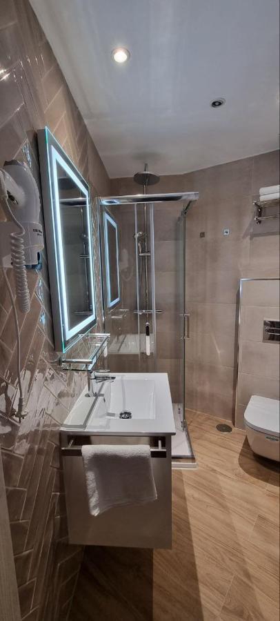 Guest house Ch La Petite Maison - Boutique - Madrid