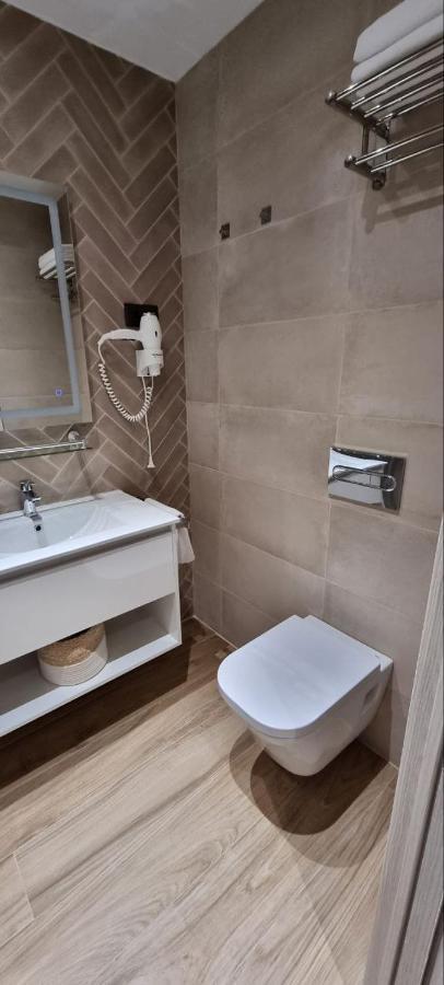 Ch La Petite Maison - Boutique - *