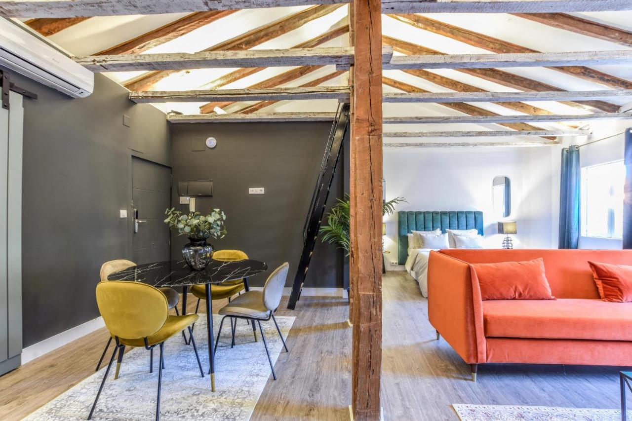 Gran Via Rustico Apartment *