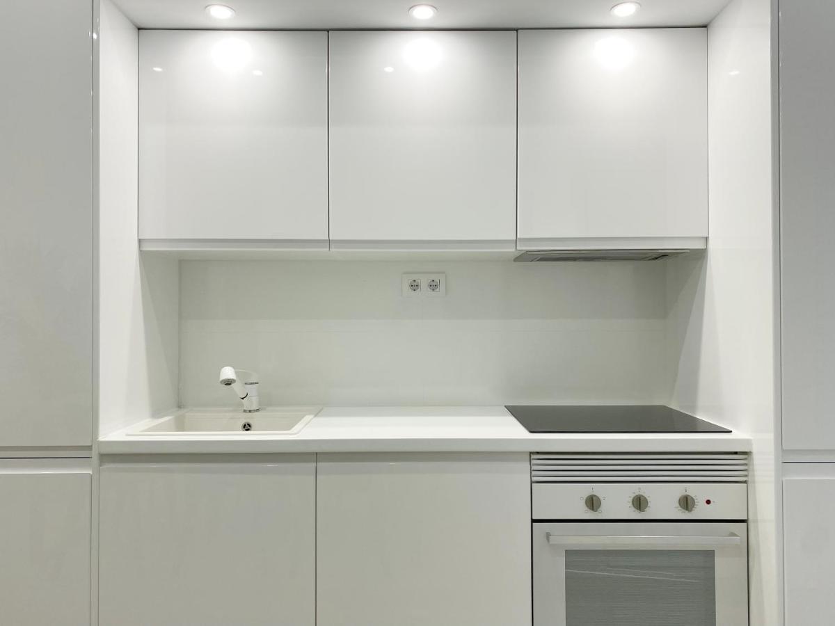 Apartment Batuecas Plaza Castilla - 4 *