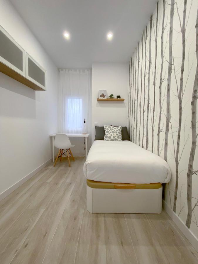 Batuecas Plaza Castilla - 4 Apartment Madrid