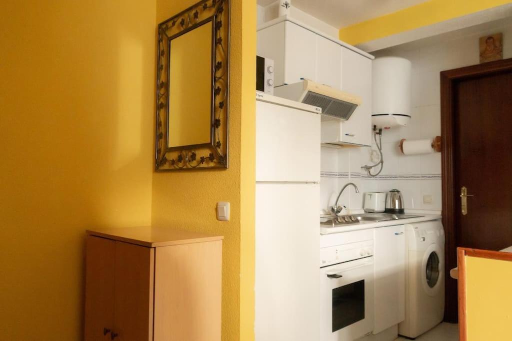 Comodo En El Centro - Gran Via Apartamento *
