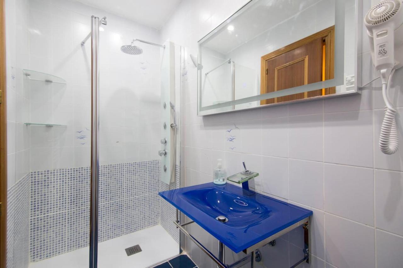 2 Bedrooms Downtown *