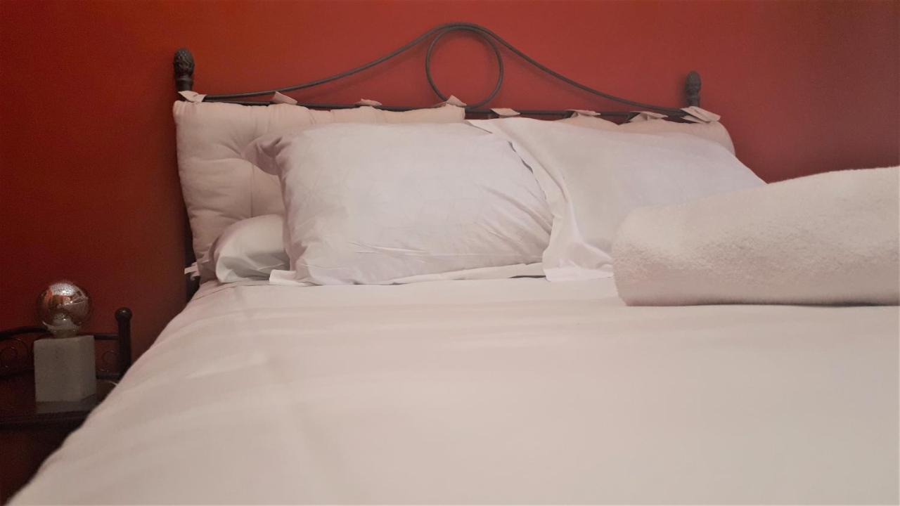 2 Bedrooms Downtown Apartamento Madri