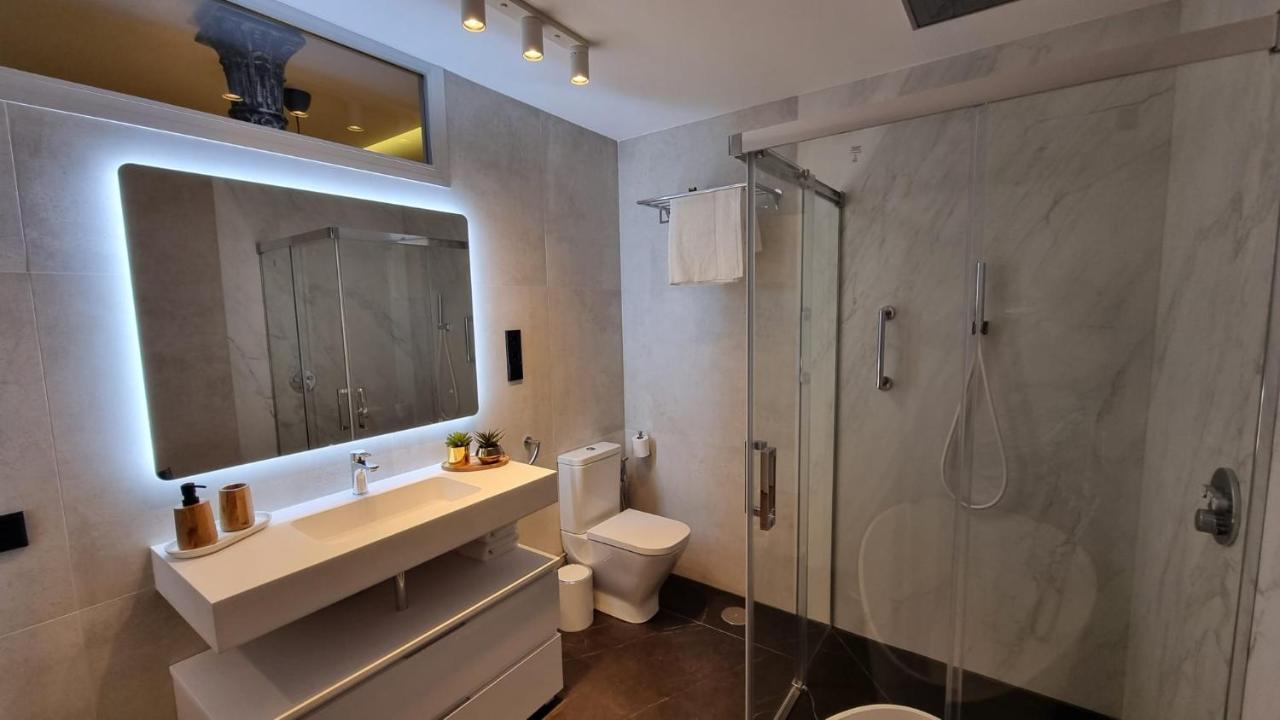 Puerta Del Sol Iii, 4 Bedrooms 5wc * Madrid