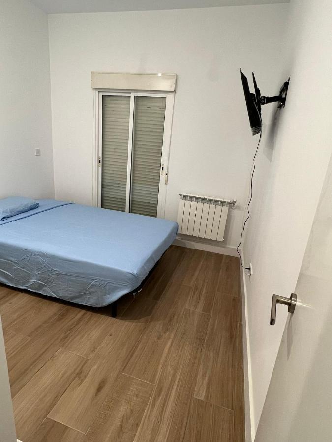 Roomstay Atocha * Madri