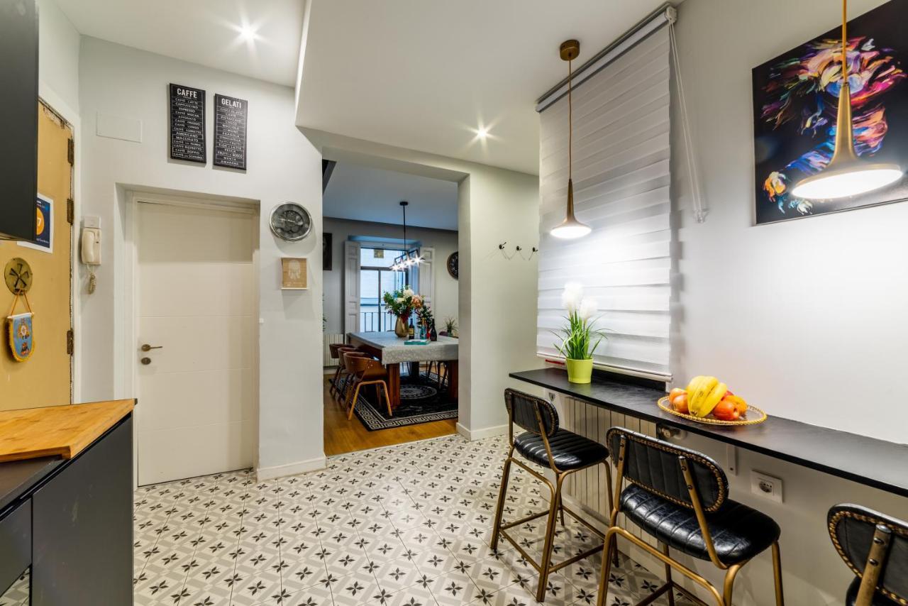 Luxury In Plaza Tirso Molina Apartment