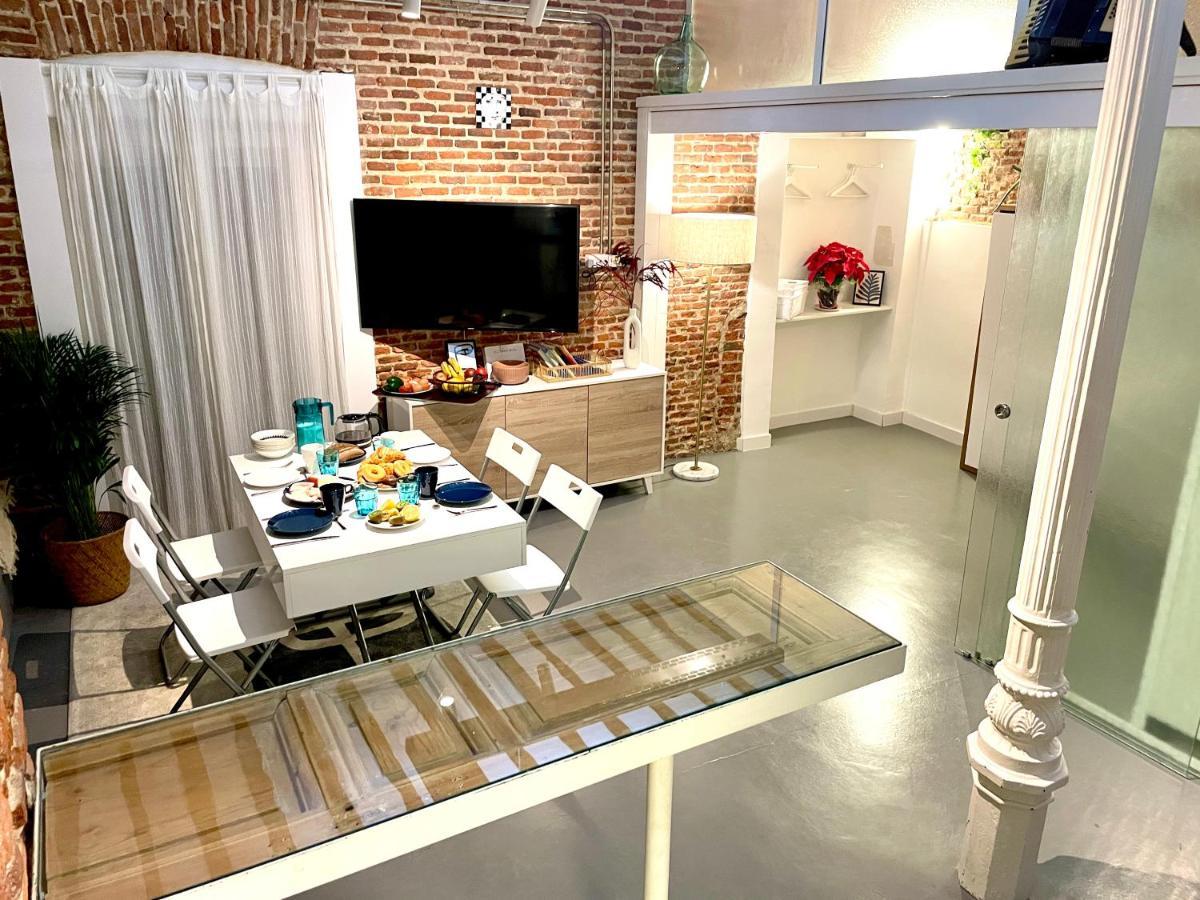 Calle Amparo100 Red Brick Loft For 8 Lavapies * Madri