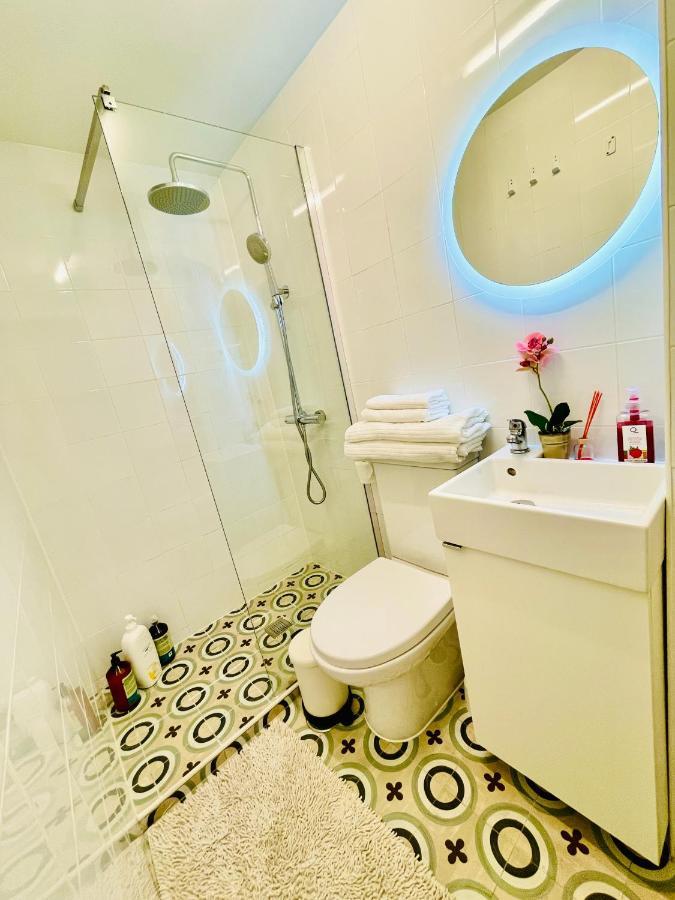 Apartment Calle Amparo100 Red Brick Loft For 8 Lavapies Madrid