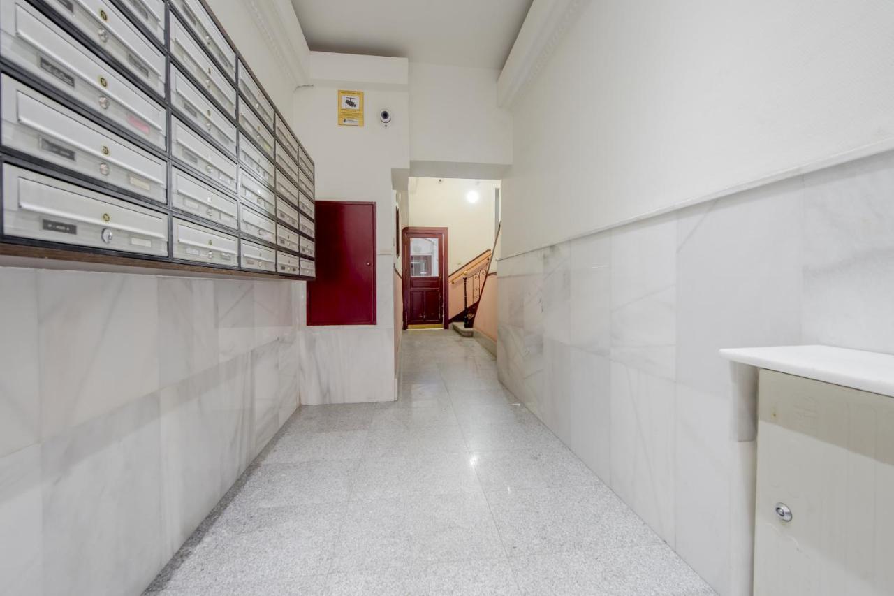 Nuevo Apt De 7 Pax En El Corazon De Malasana Apartment