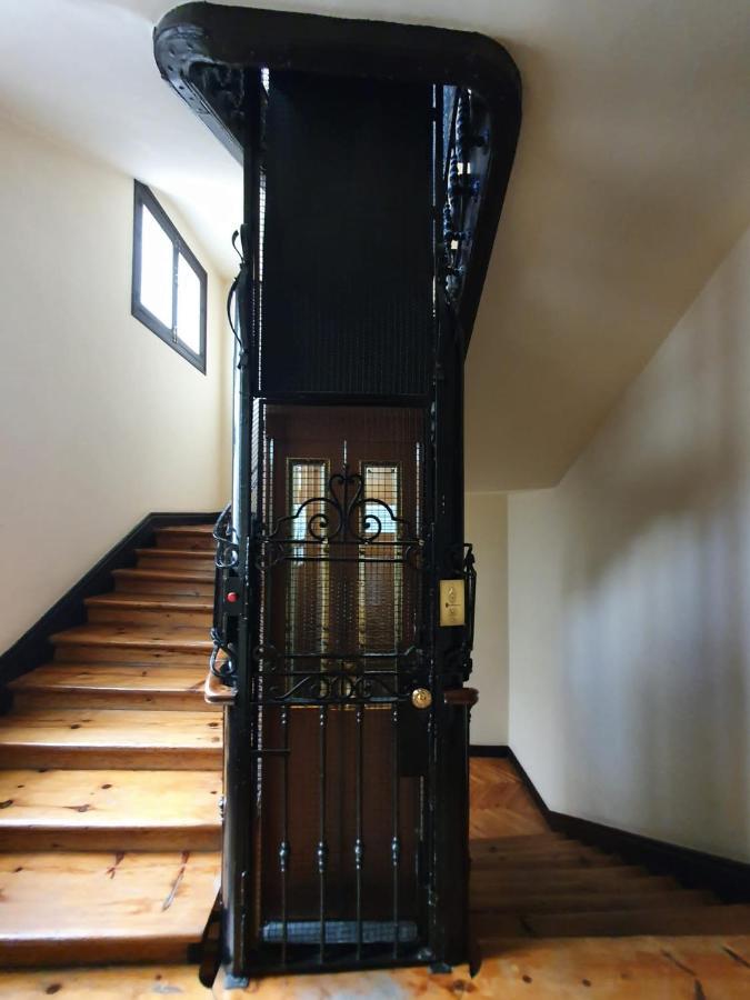 Apartamento In Monumental Square Center