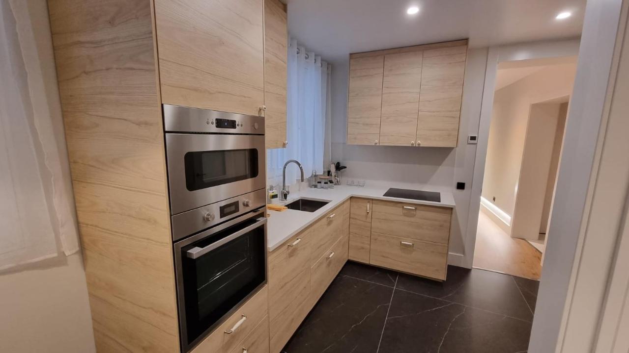 Puerta Del Sol Iii, 4 Bedrooms 5wc Lejlighed Madrid