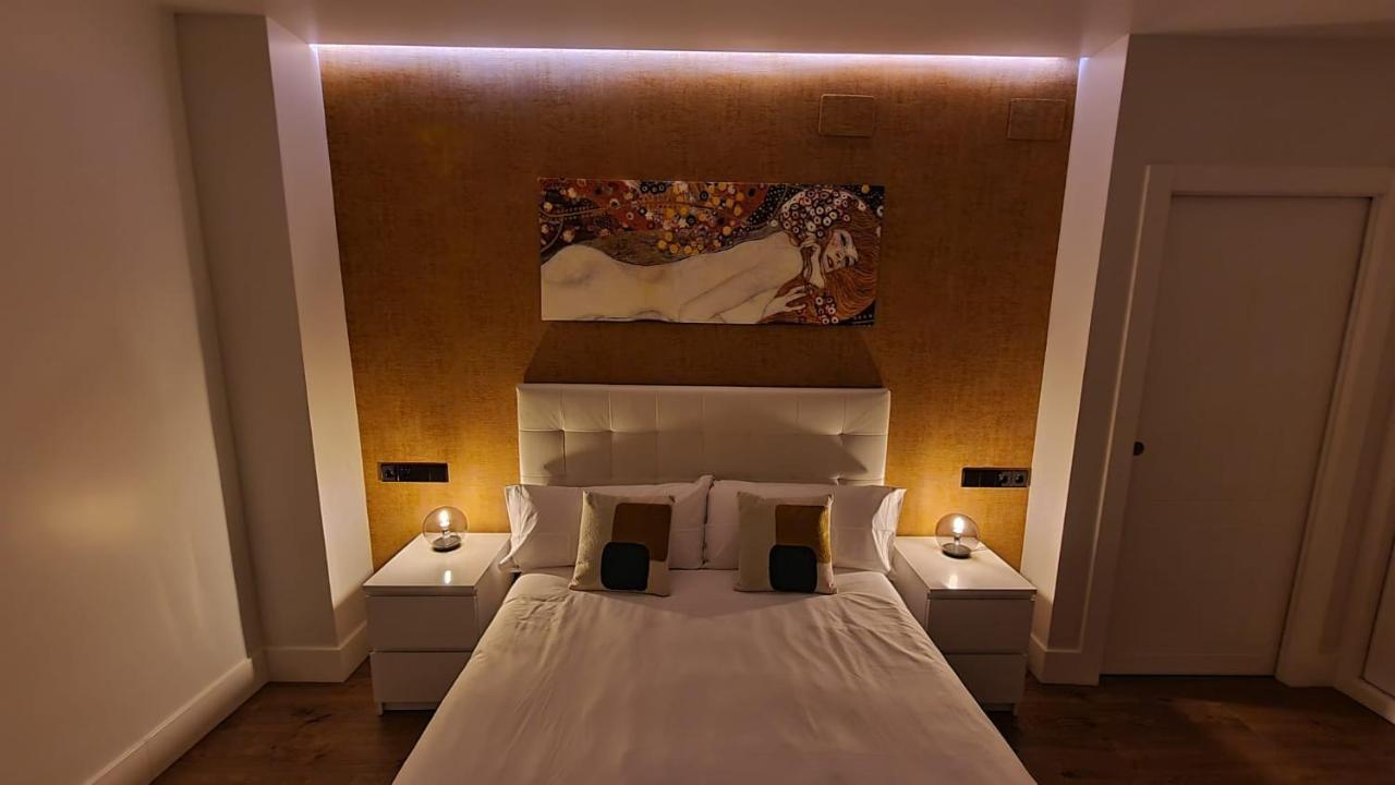 Puerta Del Sol Iii, 4 Bedrooms 5wc * Madri
