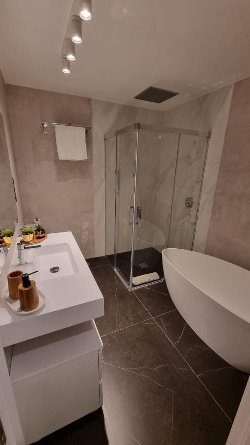 Lejlighed Puerta Del Sol Iii, 4 Bedrooms 5wc Madrid