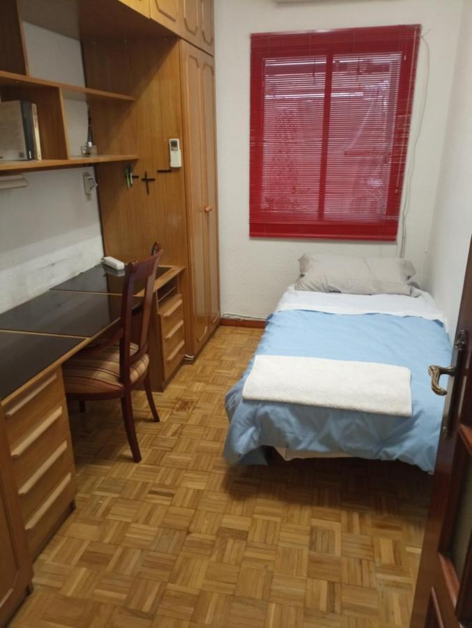 2-centro Hab Compartida Masculina 8x Bed & Breakfast
