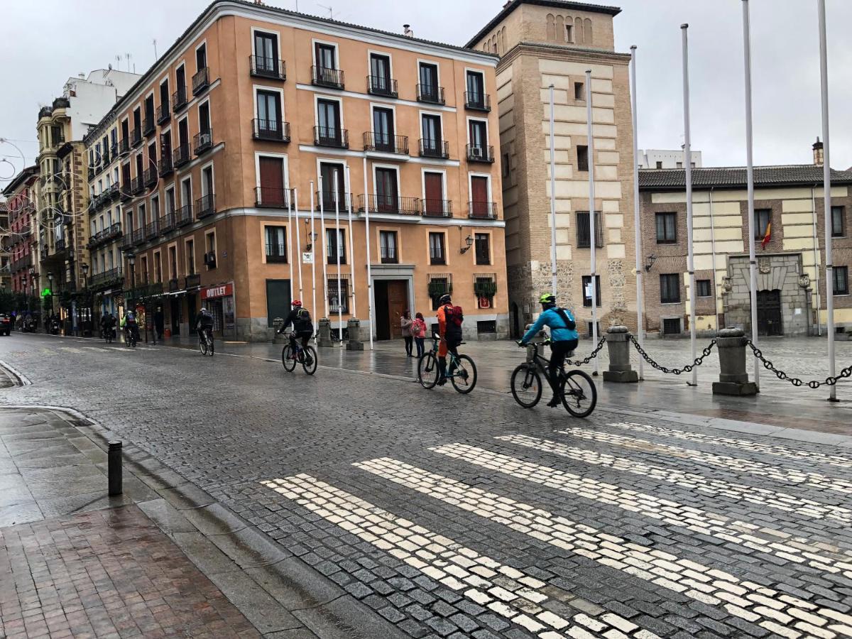 Mayor Calle: Historic Centro Near Plaza Mayor * Madri