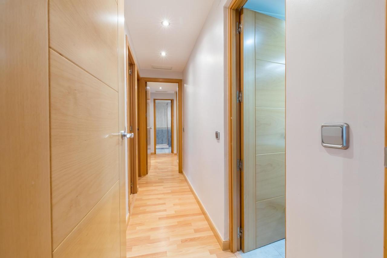 Ifema-mar De Cristal Ii Apartment
