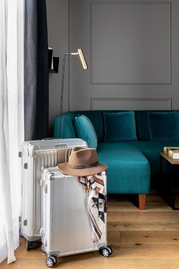 Totem Madrid, A Small Luxury Of The World 4*