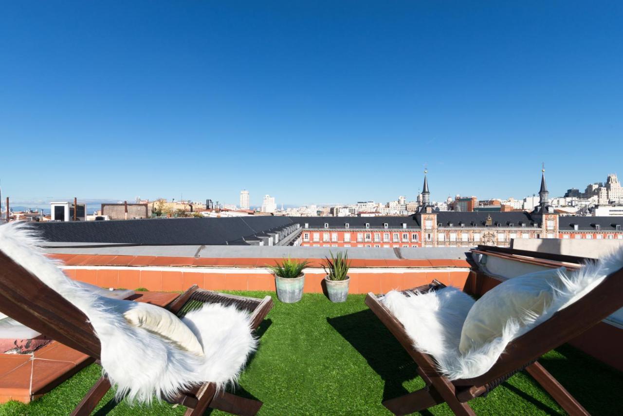 Apartment Historic Penthouse Plaza Mayor In