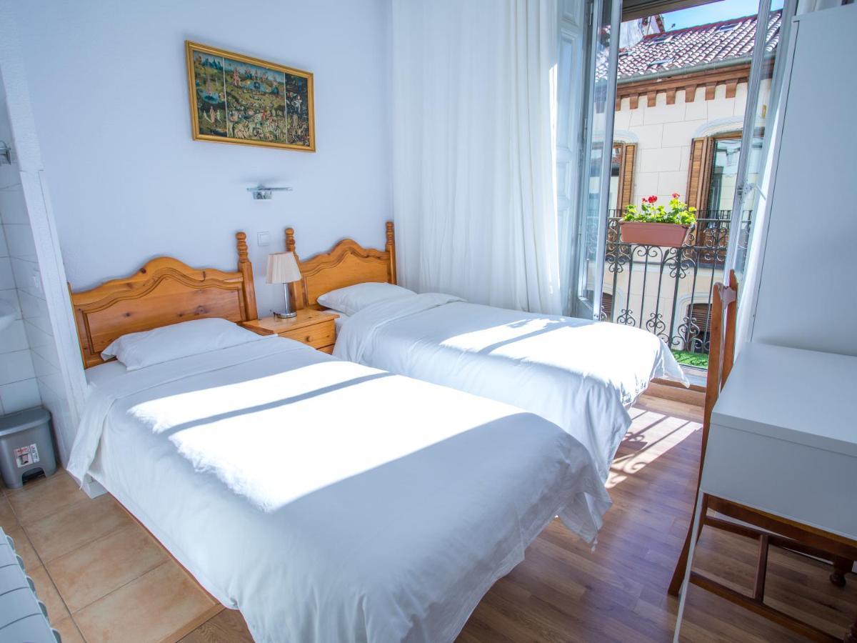 Leon Guest house *