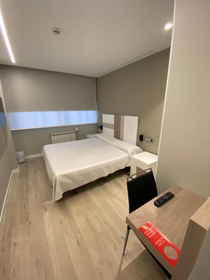 Escuela Hotel 2*