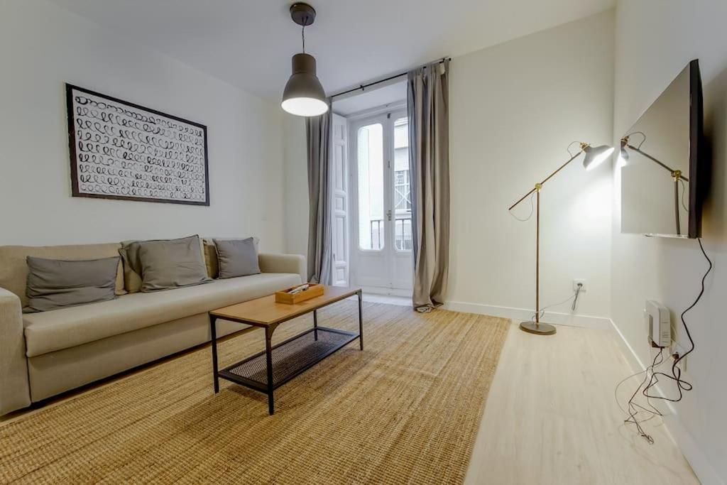 Apartment Modern Apt 6px En La Plaza De Tirso De Molina
