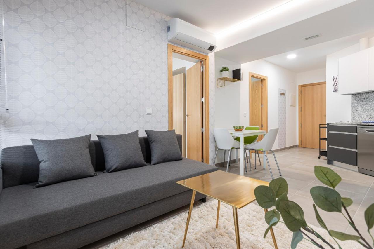 Dobo Homes - Cr33