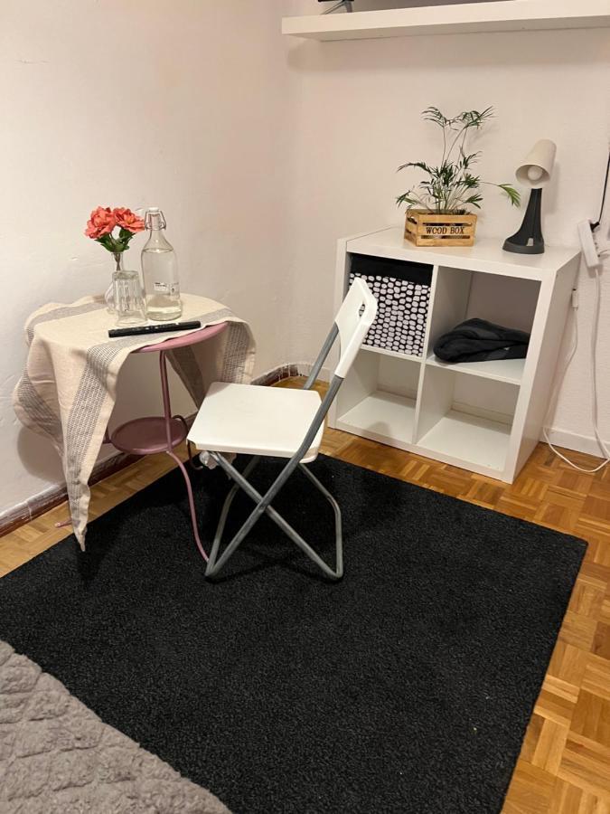 Homestay Ca&v Madrid