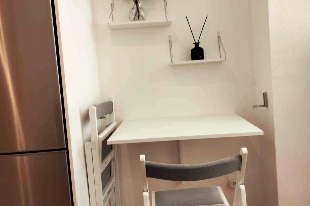 Exterior In Downtown Chueca - Malasana, *