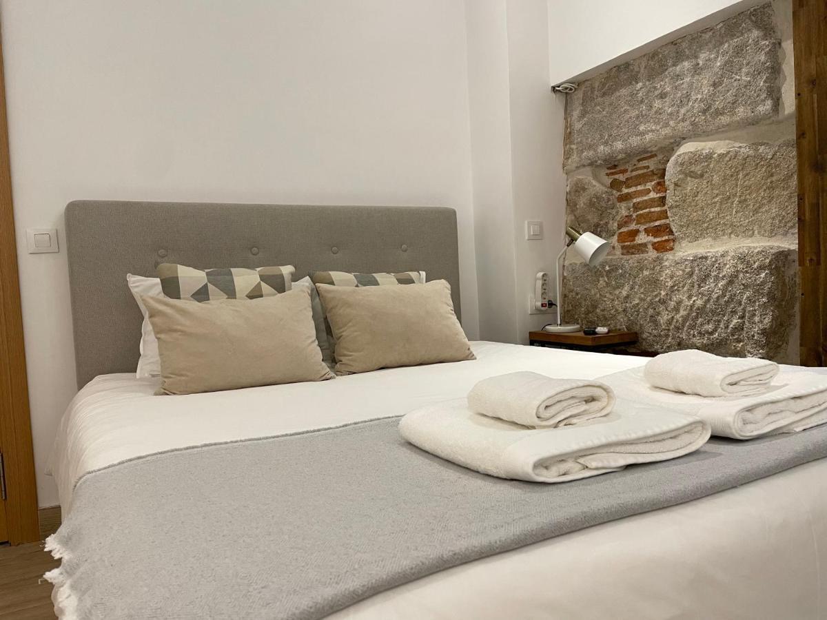 Opera Norma - 4pax Palacio Real Apartment *