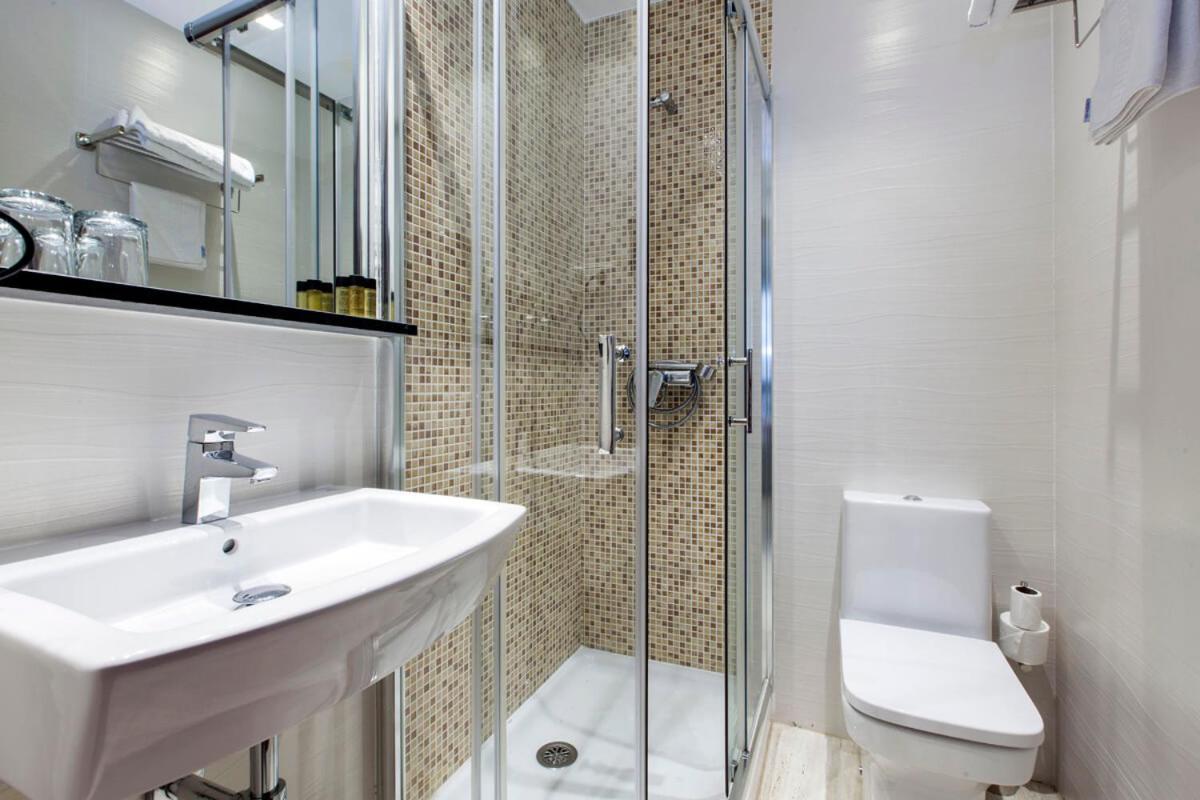 Castilla I Atocha Guest house