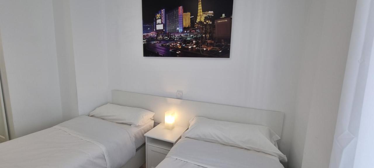 Tanez Santurce A Apartment Madrid