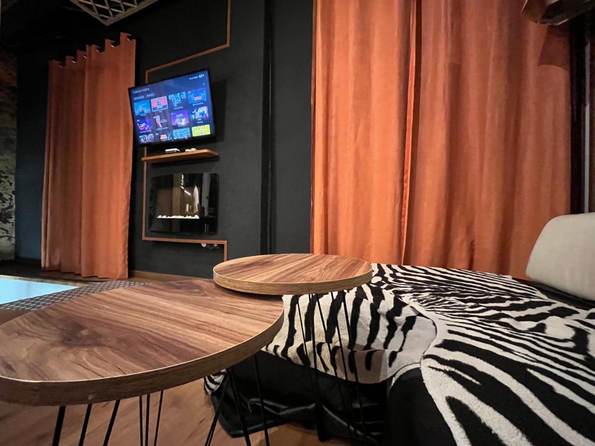 Chic10 Luxury Gran Via Apartment Madrid