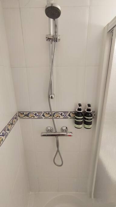 Lovely In Center Apartamento Madrid