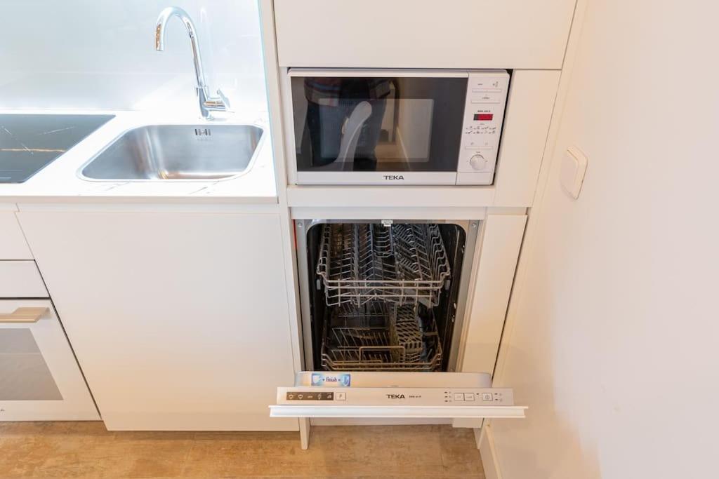 Apartment Amplio Apto A 300m De Retiro