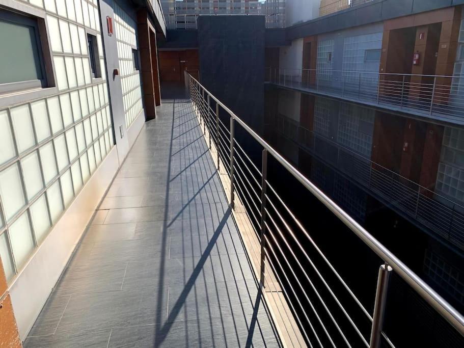 Loft Con Terraza, Parking Y Piscina En Verano-sebcan Apartamento *