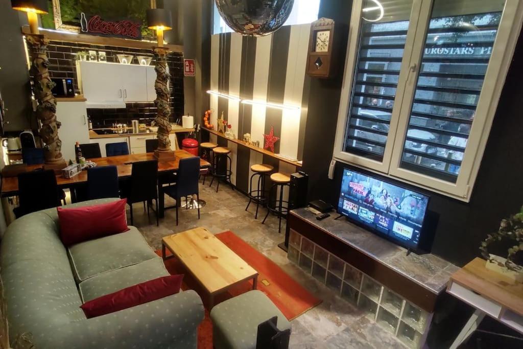 Apartamento Centro, Edificio Entero Solo Ti *