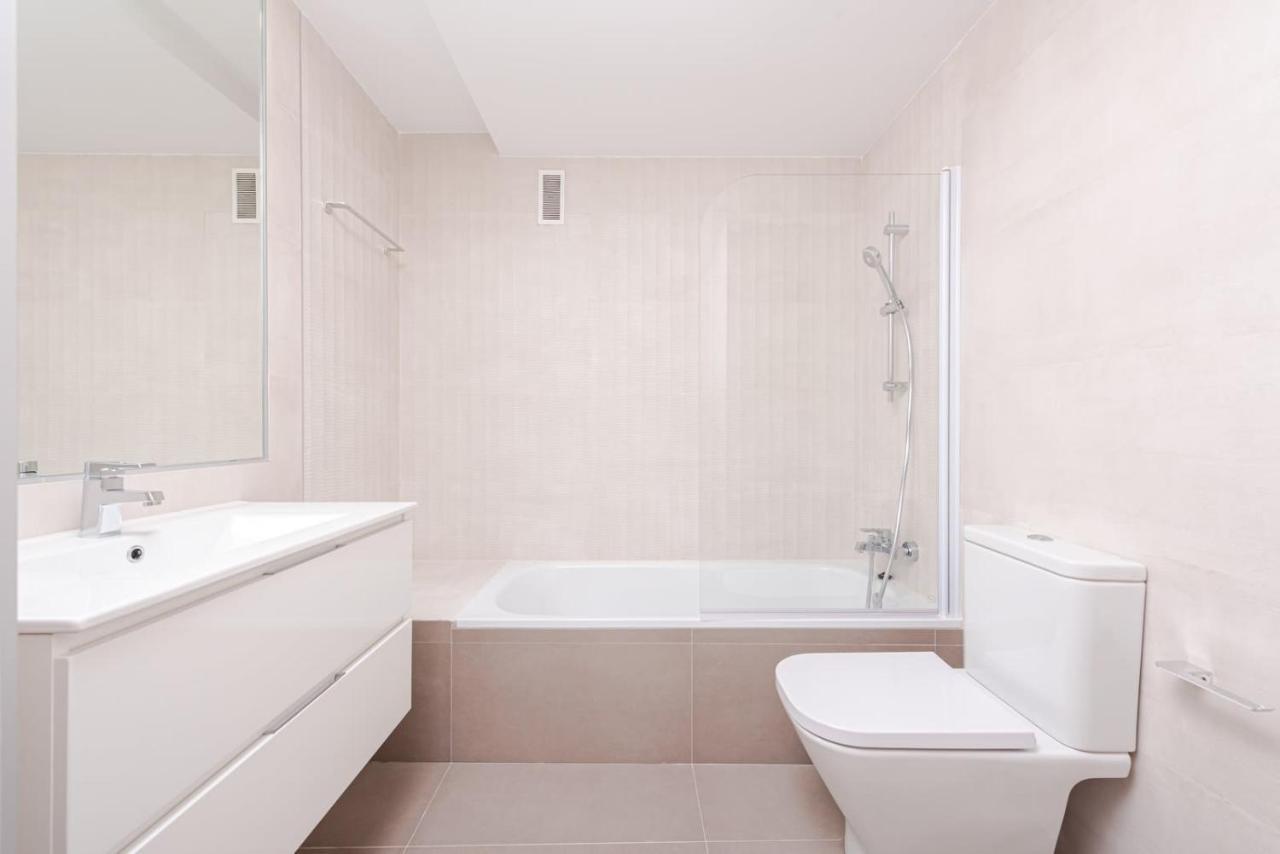 Apartment Robles Stylish & Modern 1 Bedroom In Conde Orgaz
