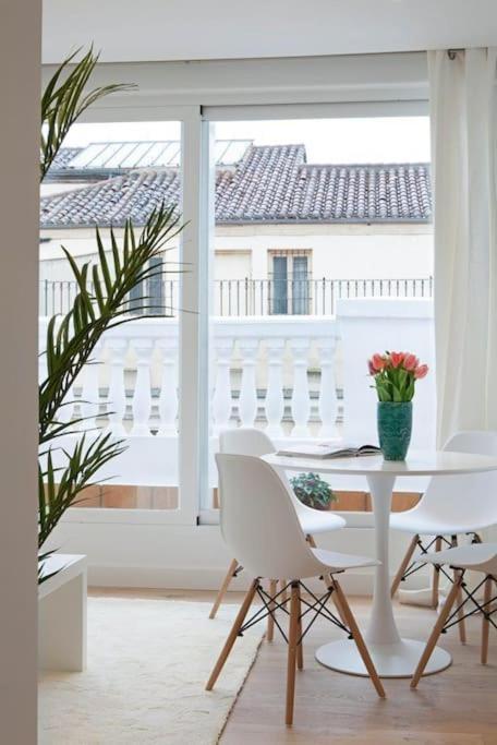 Luminoso Apartamento Con Terraza En Sol Apartment