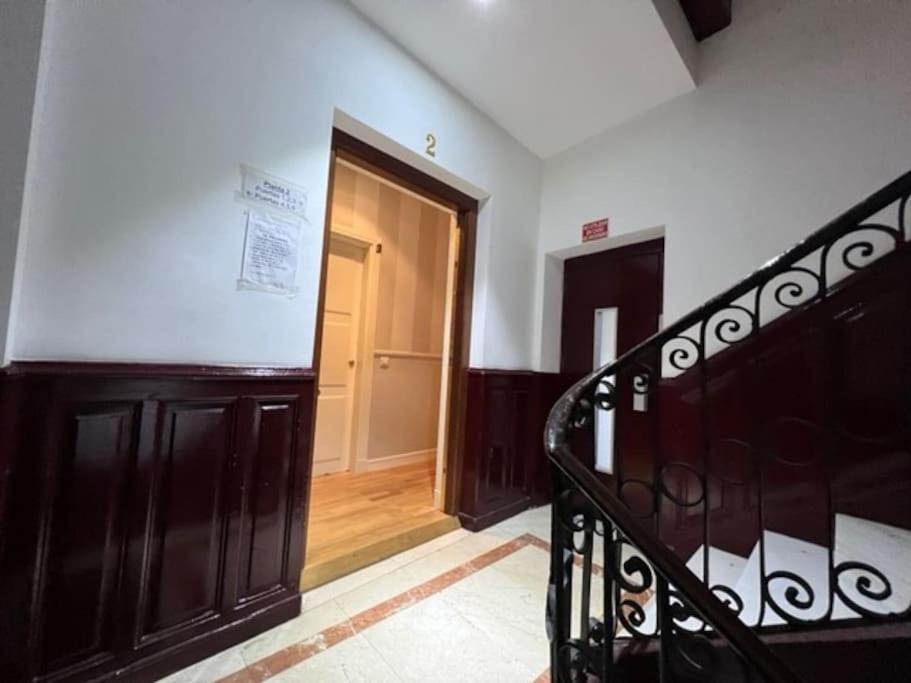 Precioso Apartamento En Chueca, En Madrid. *
