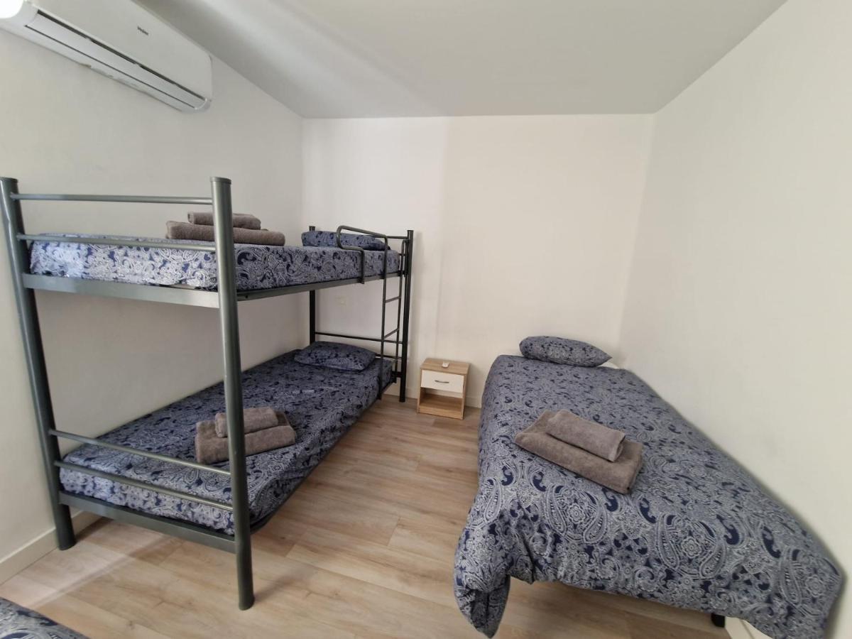 Holiday home Puerta Del Angel, Casa Independiente, 3 Plantas Madrid