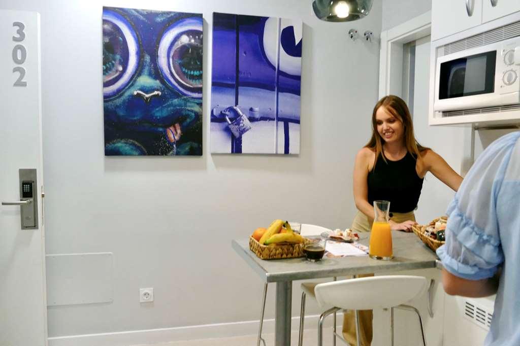 Blume Cruz Apartment Madrid